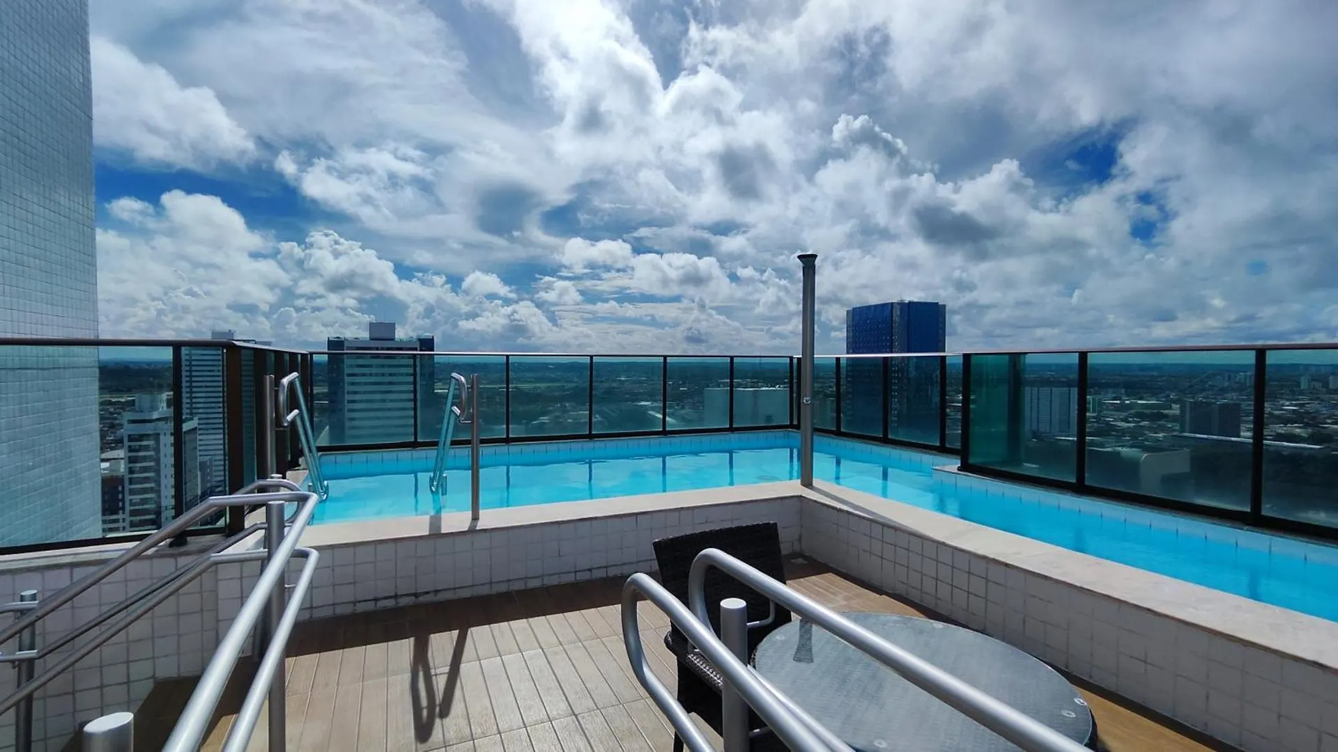 Flat Golden Shopping Home Service - 25º Andar - Vista Do Mar Recife